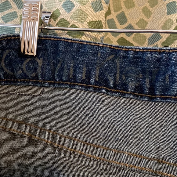 Calvin Klein Lean Boot Jeans 16 - Picture 5 of 9